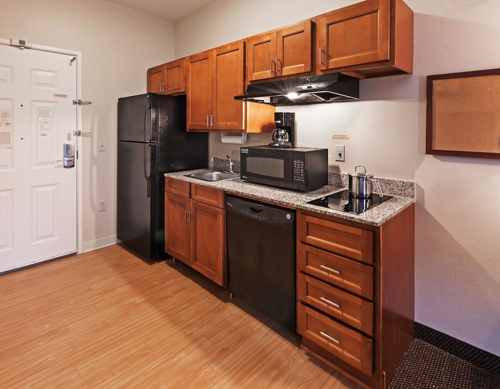 Candlewood Suites Deer Park By Ihg Exterior foto