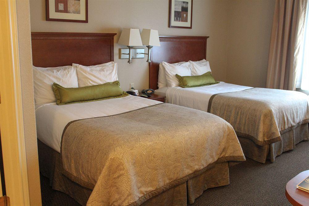 Candlewood Suites Deer Park By Ihg Exterior foto