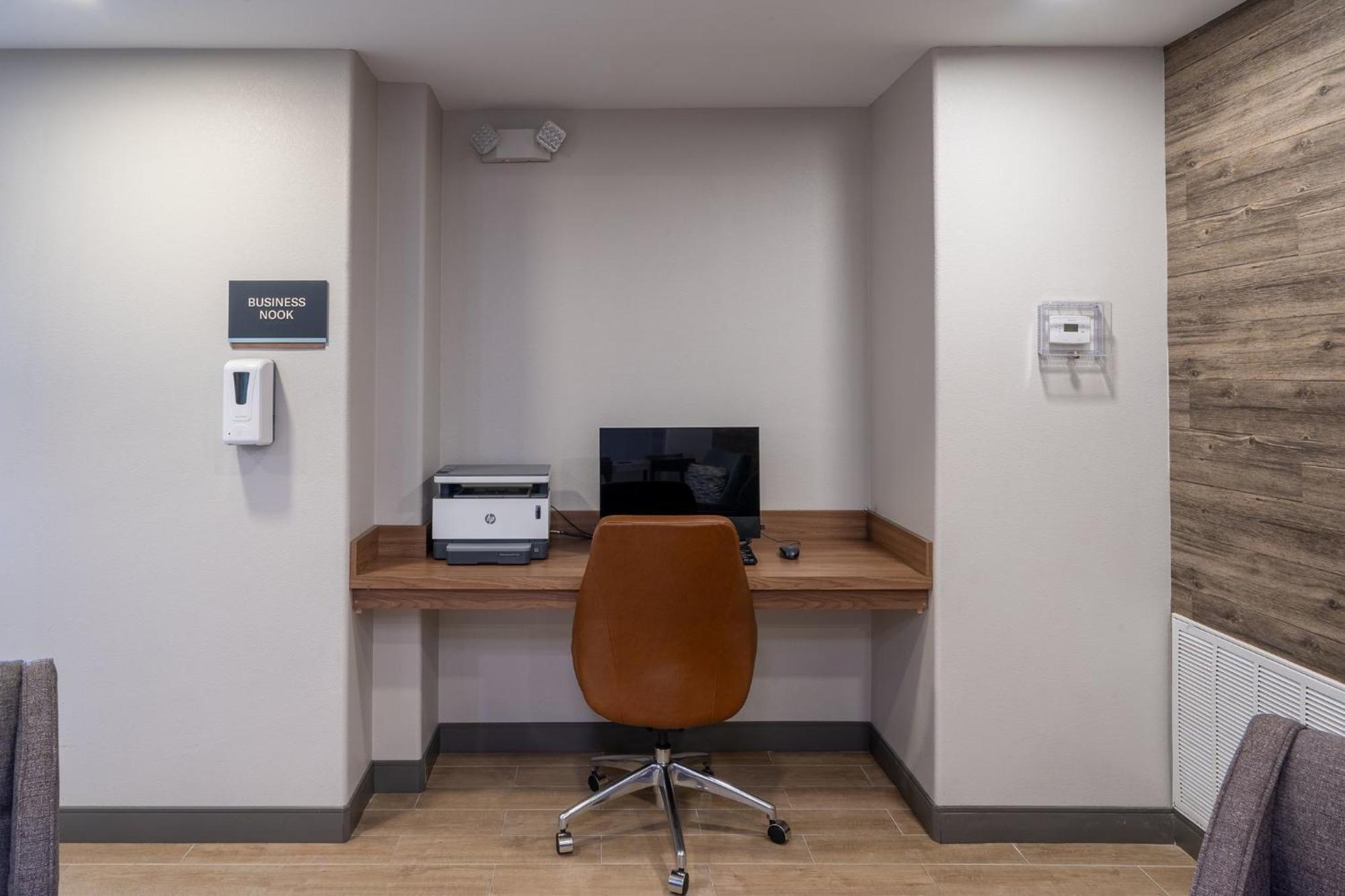 Candlewood Suites Deer Park By Ihg Exterior foto